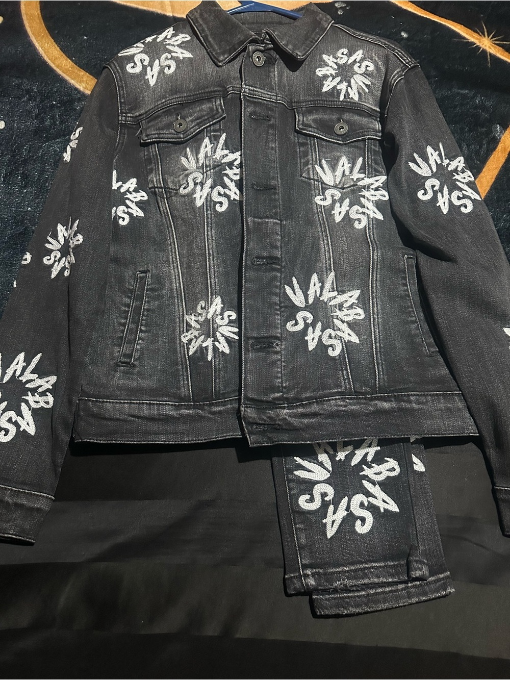 NWOT Men’s Valabasas Denim Jacket & Jeans Set